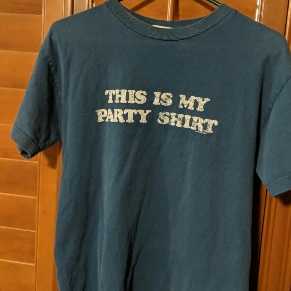 Vintage novelty tee for men blue